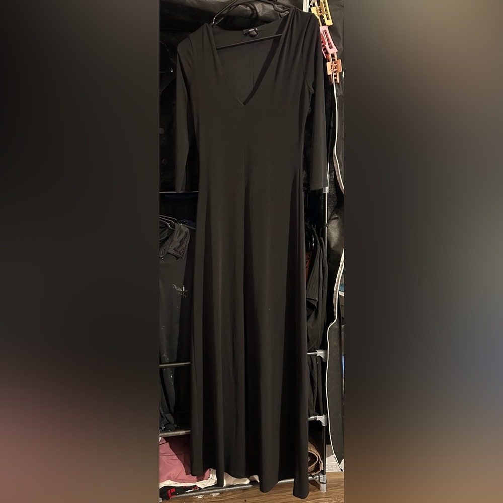 Long black dress w/ slit in the middle